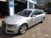 Gebraucht Audi A4 Attraction 170 PS (125 kW) 2012 Eissilber metallic Kombi