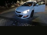 Gebraucht Opel Astra 110 PS (80 kW) 2014 Weiß Kombi