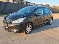 Gebraucht Peugeot 208 Active 95 PS (69 kW) 2012 Schwarz Kleinwagen