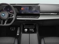 Gebraucht BMW 550e Comfort Edition 177 PS (130 kW) 2025 Blau Kombi