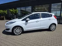 Gebraucht Ford Fiesta Titanium 101 PS (74 kW) 2017 Weiß Kleinwagen