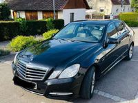 gebraucht Mercedes E220 CDI DPF BlueEFFICIENCY Automatik Avantgarde