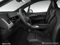 Gebraucht BMW 220 Active Tourer M Sport 150 PS (110 kW) 2025 Weiß Van / Kleinbus