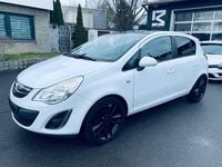 Gebraucht Opel Corsa Color Edition 101 PS (74 kW) 2011 Weiß Kleinwagen