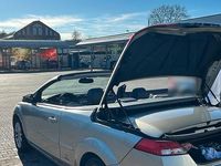 Gebraucht Ford Focus Cabriolet 145 PS (106 kW) 2009 Beige Cabrio