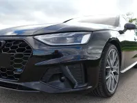 Gebraucht Audi A4 S-Line 163 PS (119 kW) 2024 Schwarz Kombi