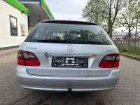 Gebraucht Mercedes E220 170 PS (125 kW) 2008 Grau Limousine