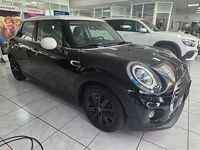 Gebraucht Mini Cooper D Pepper 116 PS (85 kW) 2018 Schwarz Kleinwagen