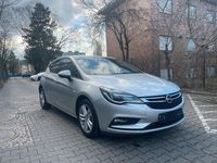 Gebraucht Opel Astra 105 PS (77 kW) 2016 Grau Limousine