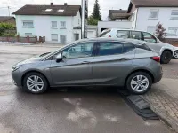 Używany Opel Astra Dynamic 125 KM (91 kW) 2017 Sedan/Limuzyna