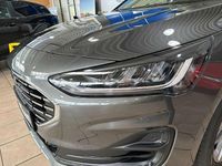 Neu Ford Focus Titanium 125 PS (91 kW) 2026 Magneticgrau (metallic) Kombi