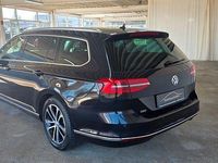 Gebraucht VW Passat Highline 150 PS (110 kW) 2015 Schwarz Kombi