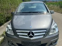 Gebraucht Mercedes B200 136 PS (100 kW) 2009 Grau Van / Kleinbus