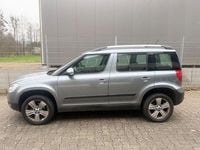 Gebraucht Skoda Yeti 105 PS (77 kW) 2012 Grau SUV