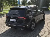 Gebraucht VW Tiguan Allspace Highline 200 PS (147 kW) 2021 Schwarz SUV