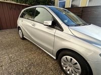 Gebraucht Mercedes B180 122 PS (89 kW) 2013 Silber Van / Kleinbus