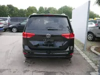 Neu VW Touran Comfortline 150 PS (110 kW) 2025 Grenadilla schwarz metallic Van / Kleinbus