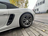 Gebraucht Porsche Boxster 299 PS (219 kW) 2020 Beige Cabrio