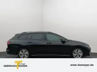 Gebraucht VW Golf VIII R-line 150 PS (110 kW) 2025 Schwarz Kombi