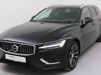 Gebraucht Volvo V60 Core 350 PS (257 kW) 2025 Schwarz Kombi