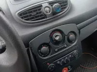 Usata Renault Clio II 65 CV (47 kW) 2006 Blu Utilitaria