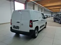 Gebraucht Opel Combo 102 PS (75 kW) 2024 Kaolin weiß Van / Kleinbus