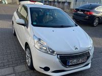 gebraucht Peugeot 208 208PureTech 82 Active