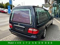 Gebraucht Mercedes E220 143 PS (105 kW) 2002 Schwarz Kombi