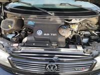 Second-hand VW T4 151 CP (111 kW) 2000 Negru Van