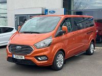 Gebraucht Ford Tourneo Titanium 131 PS (96 kW) 2024 Orange Van / Kleinbus