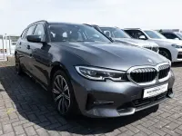 Gebraucht BMW 320 Sport Line 190 PS (139 kW) 2021 Grau Kombi