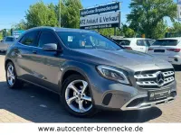 Usata Mercedes GLA200 156 CV (114 kW) 2017 Grigio SUV
