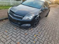 Gebraucht Opel Astra GTC 90 PS (66 kW) 2006 Schwarz Coupé