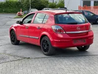 Brugt Opel Astra Basis 90 HK (66 kW) 2009 Rød Sedan