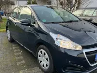 Gebraucht Peugeot 208 Active 68 PS (50 kW) 2017 Blau Kleinwagen