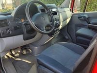 Gebraucht Mercedes Sprinter 163 PS (119 kW) 2011 Rot Van