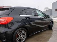 Gebraucht Mercedes A180 122 PS (89 kW) 2012 Schwarz Limousine