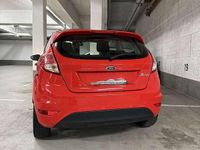 Gebraucht Ford Fiesta Trend 80 PS (58 kW) 2015 Rot Kleinwagen