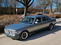 Gebraucht Mercedes E500 252 PS (185 kW) 1990 Grau Limousine