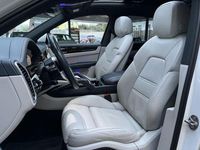 Second-hand Porsche Cayenne 340 CP (250 kW) 2019 Alb SUV