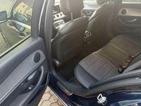 Gebraucht Mercedes E200 150 PS (110 kW) 2017 Blau Kombi