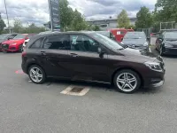 Gebraucht Mercedes B220 Style 184 PS (135 kW) 2019 Orientbraun Kleinwagen