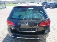 Gebraucht VW Passat 140 PS (102 kW) 2014 Braun Kombi
