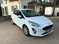 Second-hand Ford Fiesta 101 CP (74 kW) 2017 Alb Hatchback