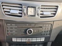 Gebraucht Mercedes E250 204 PS (150 kW) 2016 Rot Kombi