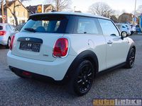 Gebraucht Mini Metropolitan 102 PS (75 kW) 2015 Pepperwhite Limousine