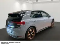 Usata VW ID.3 Pro 150 kW (204 CV) 2024 Grigio Utilitaria