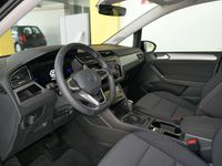 Gebraucht VW Touran Comfortline 150 PS (110 kW) 2023 Schwarz Van / Kleinbus