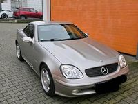 Second-hand Mercedes SLK200 163 CP (119 kW) 2003 Auriu Cabrio