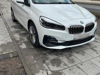 Gebraucht BMW 218 150 PS (110 kW) 2018 Weiß Kombi